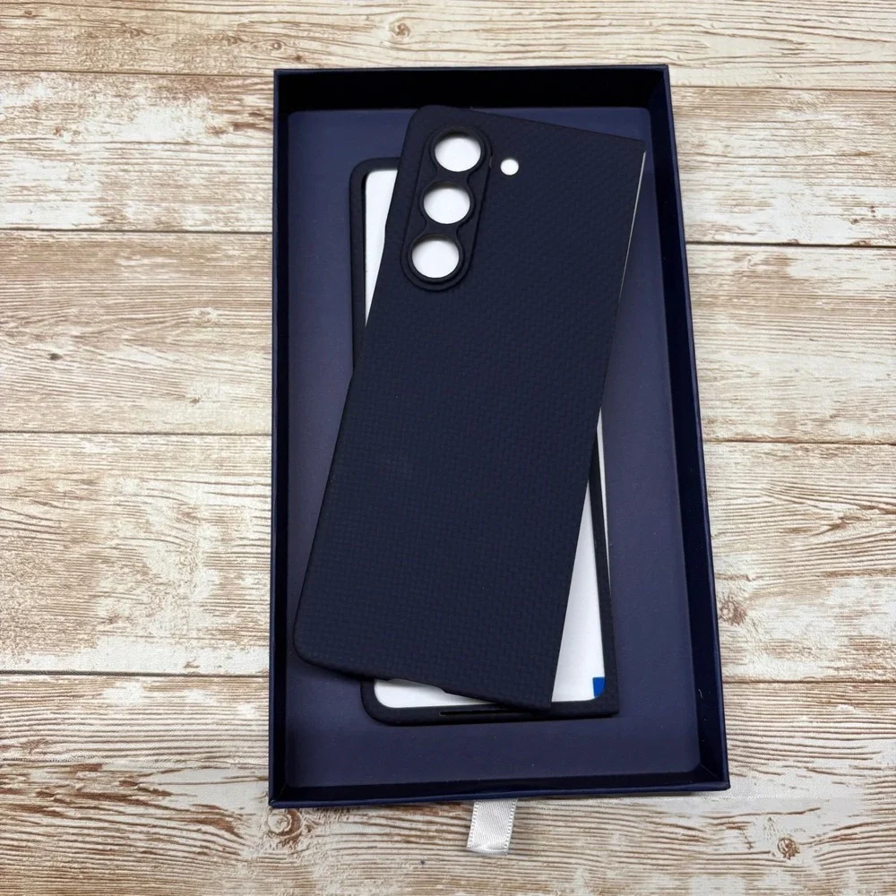 Latercase for Samsung Galaxy Z Fold 5 Willy‎ Blue Impossibly Thin New open Box